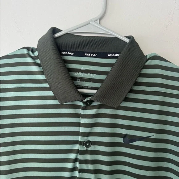 Nike Dri-FIT Victory Striped Golf Polo – Men’s Medium - Picture 5 of 10